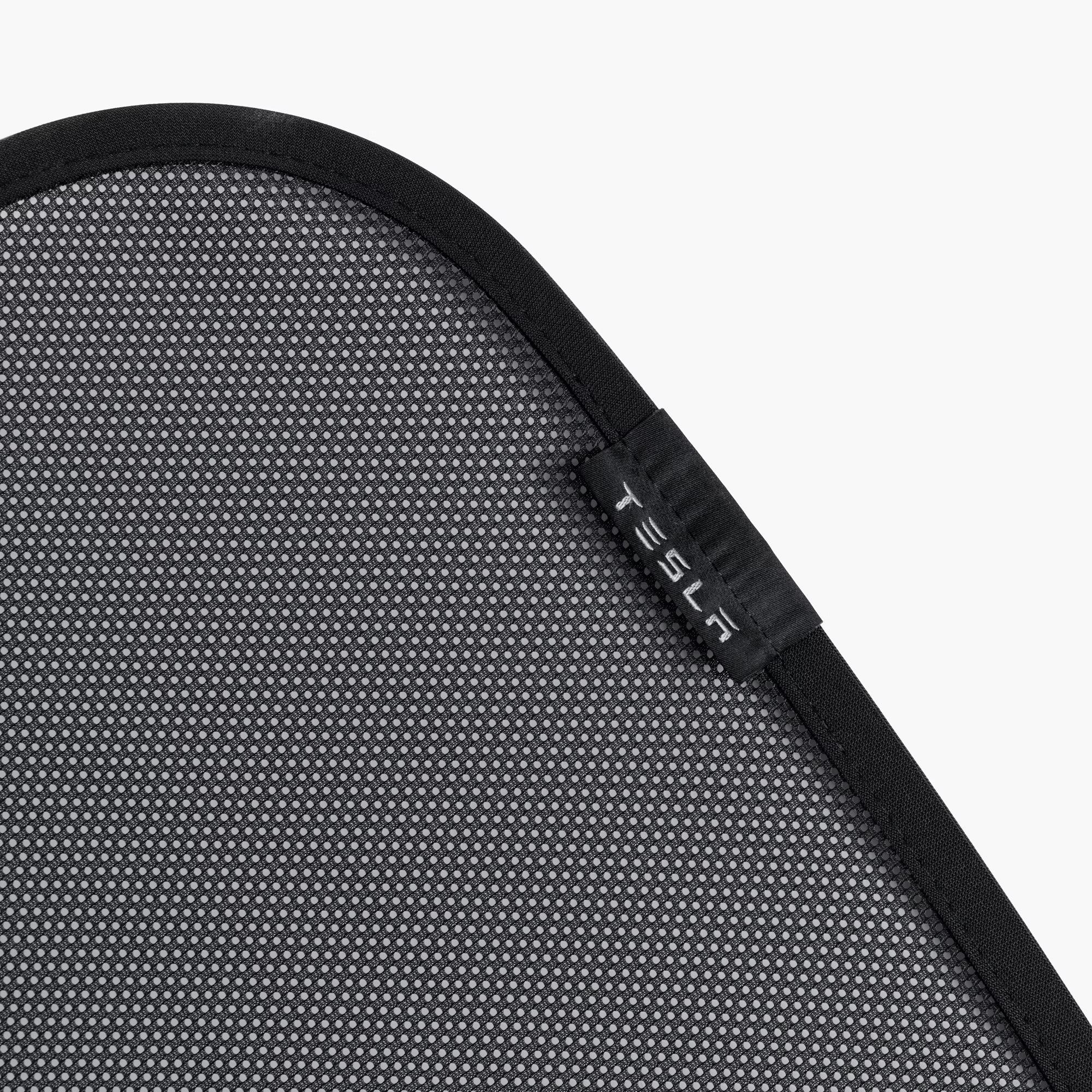 Model S Tailgate Sunshade
