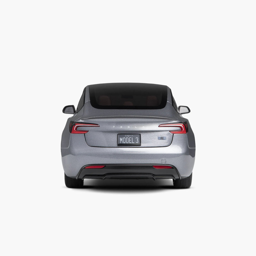 Model 3 Die-Cast Model 1:18 Scale